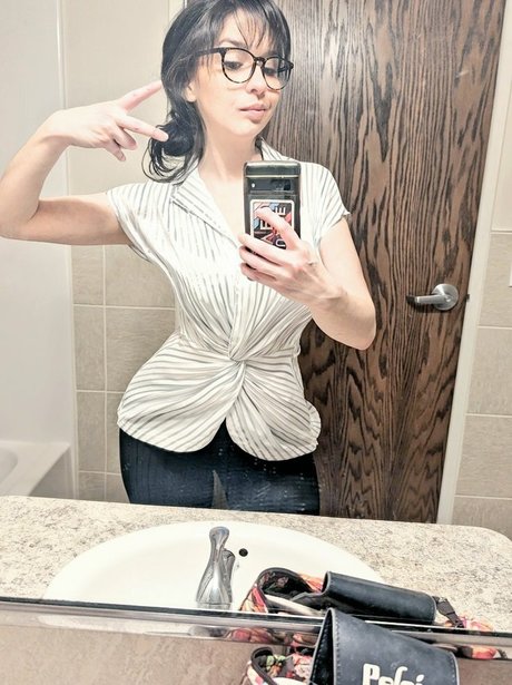 raenarchy sex pornstar picture