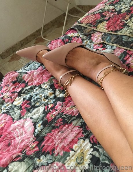 nikitafootqueen model nude img