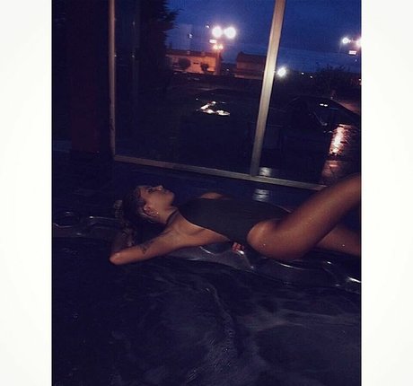 Kika nice model photos