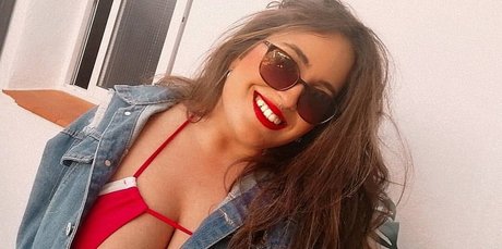 elviabombon best actress galleries