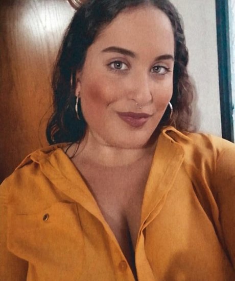 elviabombon sex model galleries