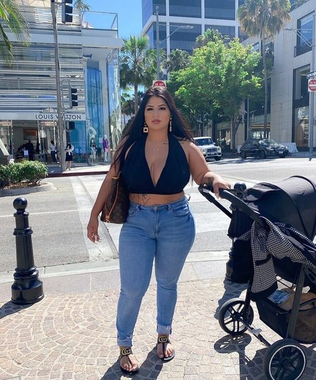 Janet Jae free star photo