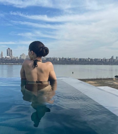 Amy Lynn free actress pictures