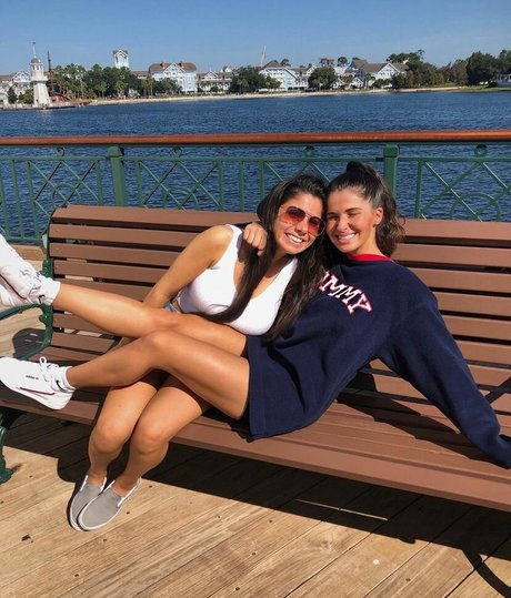 Amy Lynn pretty star photos