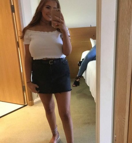 Amy Heslop sexy model images