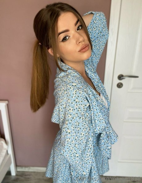 miiraamii pornstar adult pictures