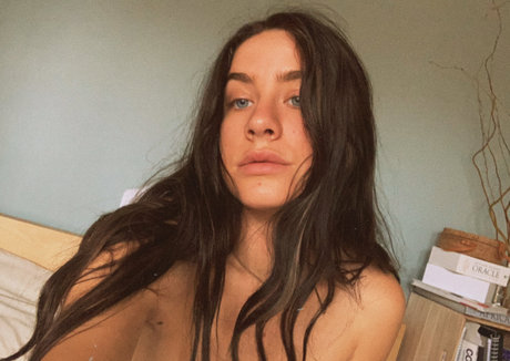 thedakotalyn naked actress galleries