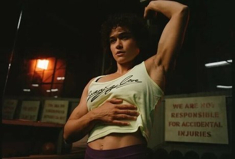 Katy O Brian nice actress archive