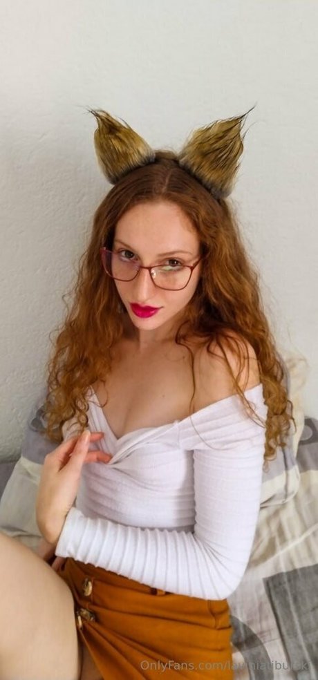 laviniatiburski model nudes picture