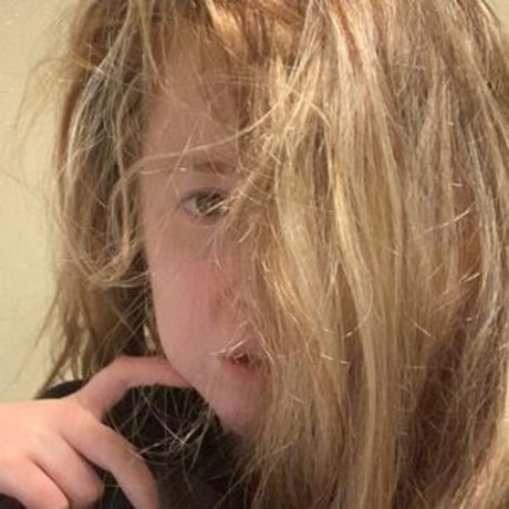 Vodkabooty model pretty img