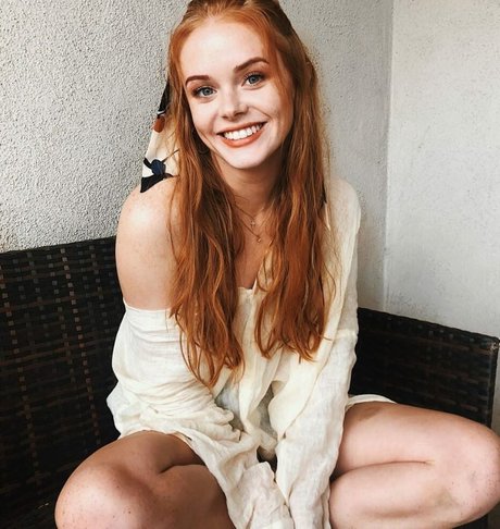 Abigail Cowan hd model archive