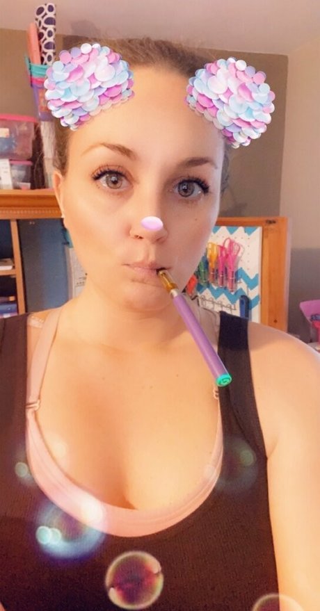 rougewild69free naked star image