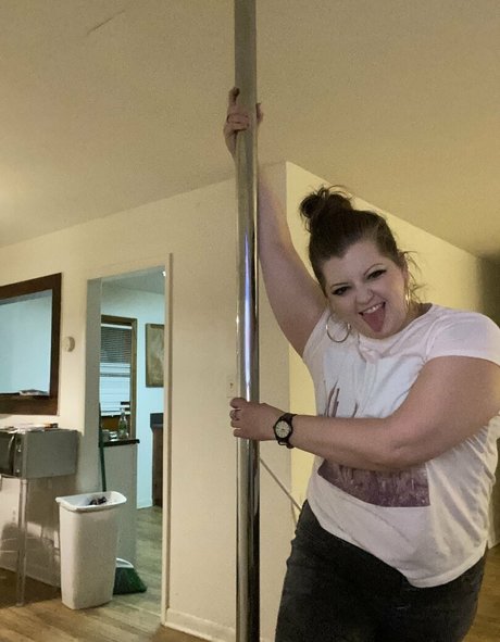 queen of spades nice pornstar image