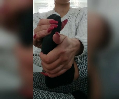 phatassbitch93 nice model photo