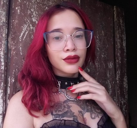 Carmimred perfect actress photo