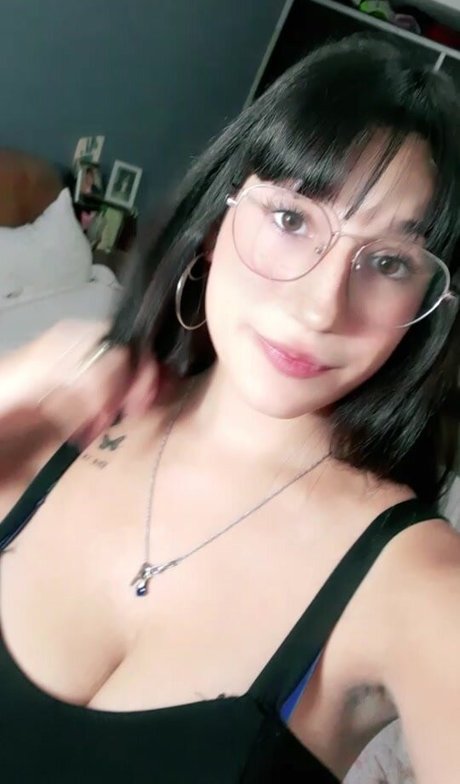 Cam Howden nudes model picture