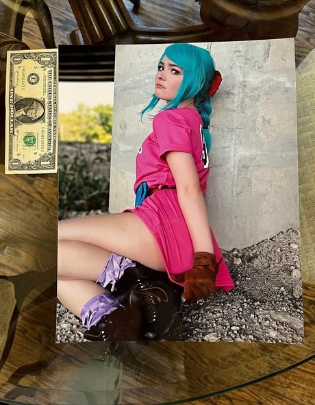 Mags IRL model nude pic