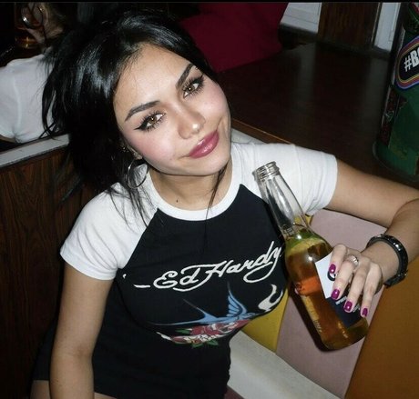 Tara Yummy sex star gallery