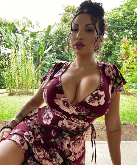 Crueltyfreecurves best star galleries