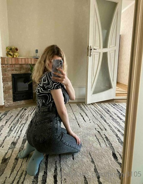 jennycutiee erotic pornstar photo