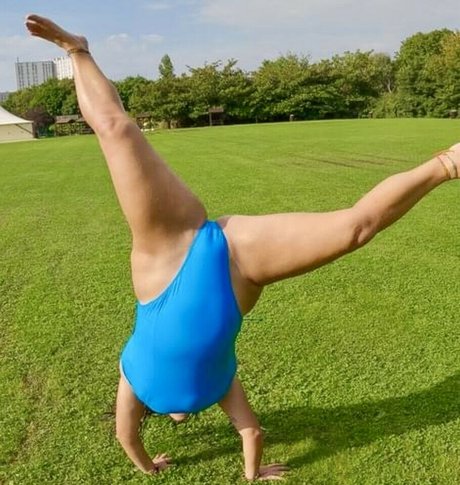 Milla Chats art star archive