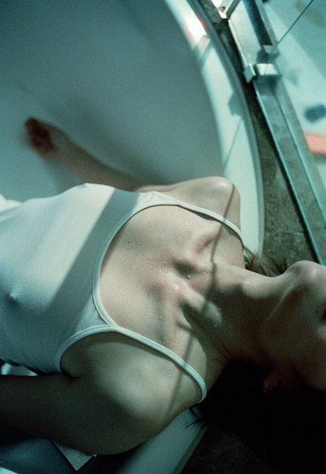 Cutie Afra pornstar sexy pics