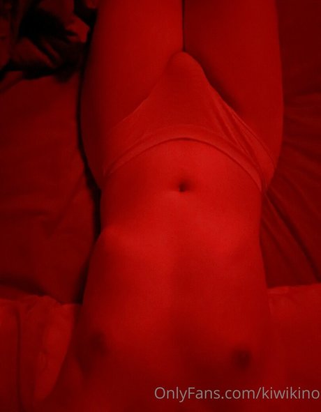 kiwikino model hd photo