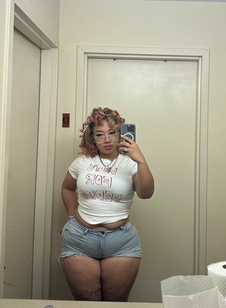 Sophialaurrren pornstar nude image