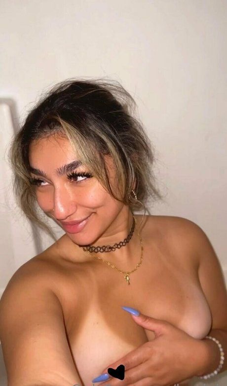 Leedah star exclusive img