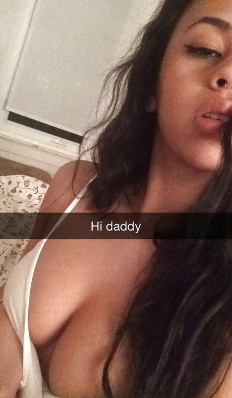 Ajuuki star naked images