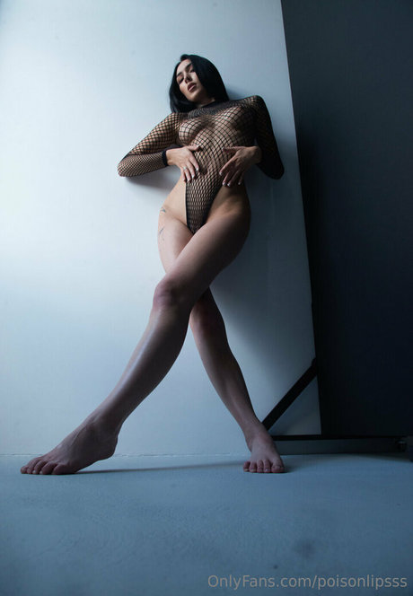 _Poison lips_ model sex gallery