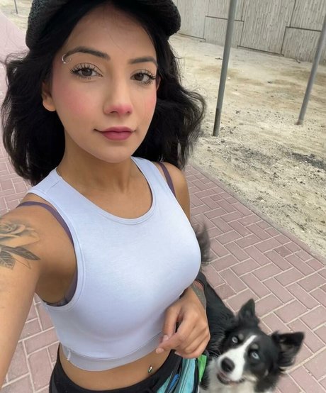 Saaniyax top star galleries