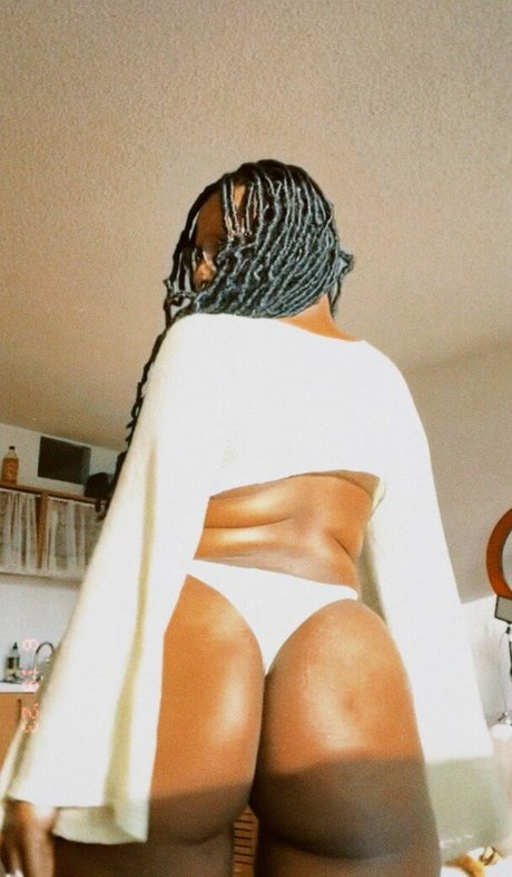 Jacinda art star pictures