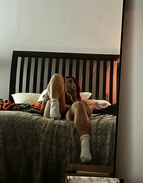 PoofBallDemon nude pornstar galleries