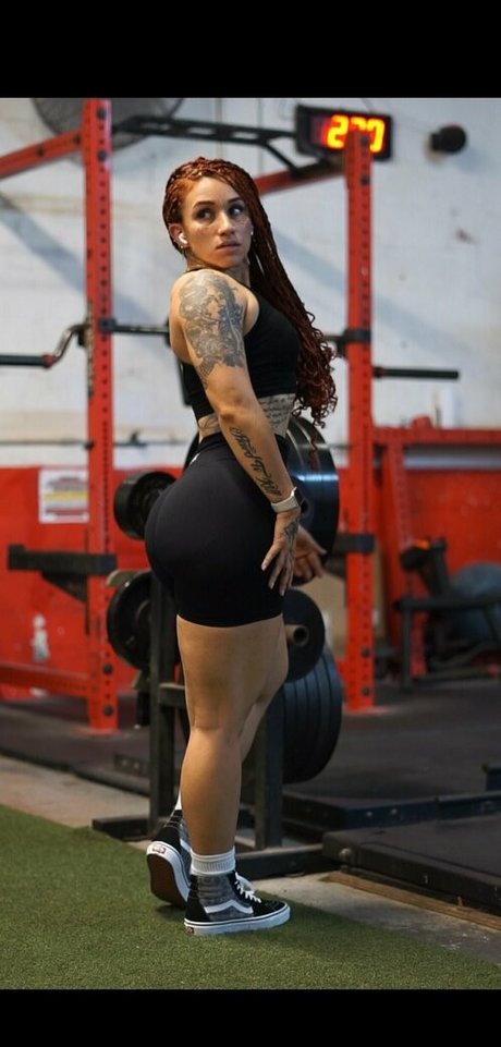 PoofBallDemon star adult pictures