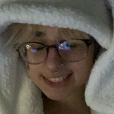 gremlinbae model xxx photo