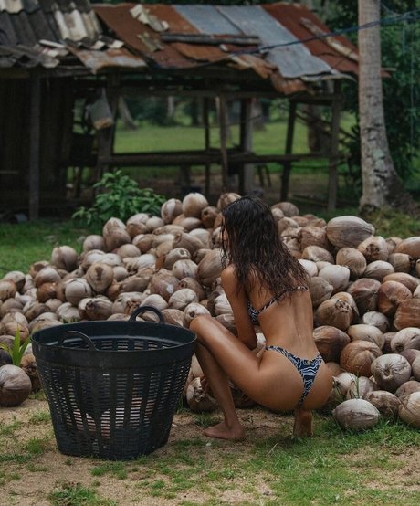 Bruna Lirio naked actress pictures