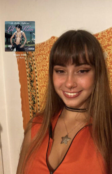 reinwra beautiful model pics