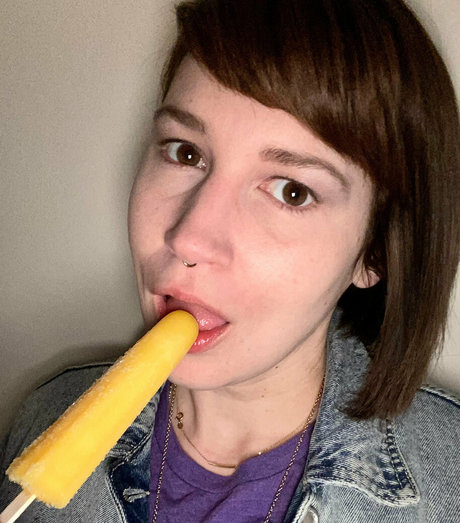 mandersoncooperfree nude star pictures