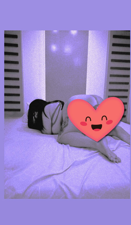 Luna Drei nude pornstar pictures