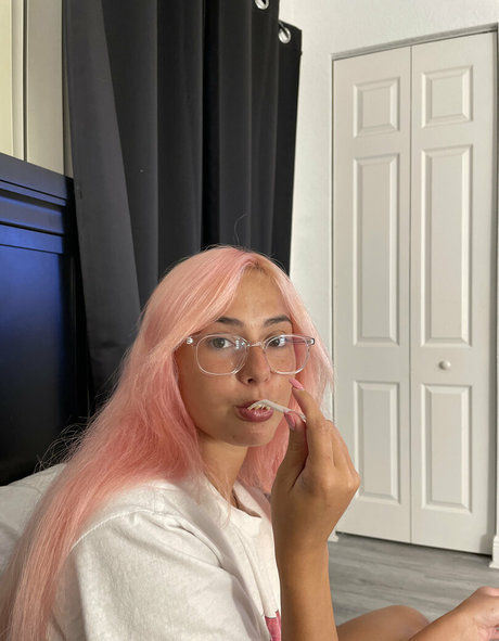 olivia snow69 xxx pornstar image