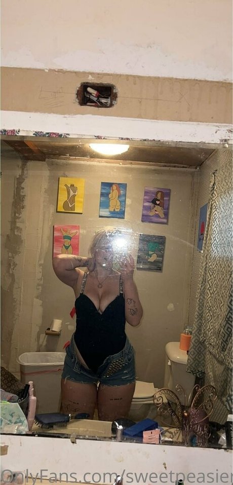 sweetpeasierraaa pornstar xxx picture