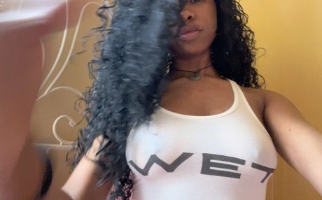 rwtarded sexy actress image