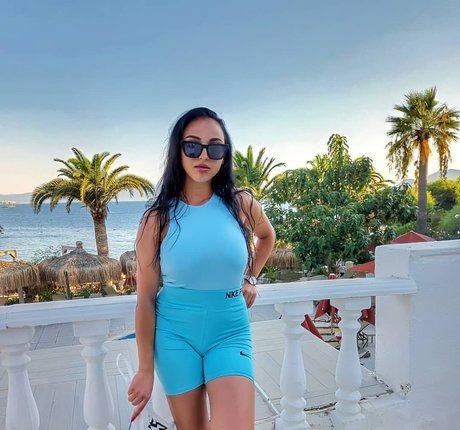 Ivana Milojevic top model photo