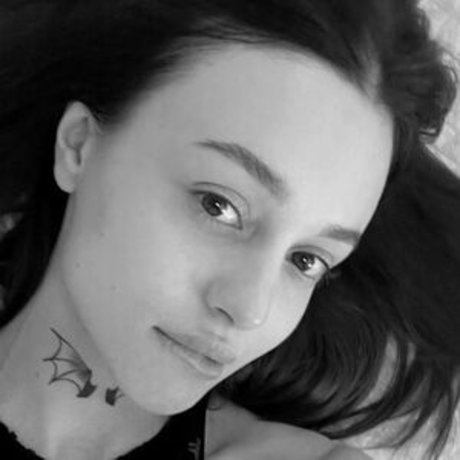 TeaAlen pornstar pretty gallery