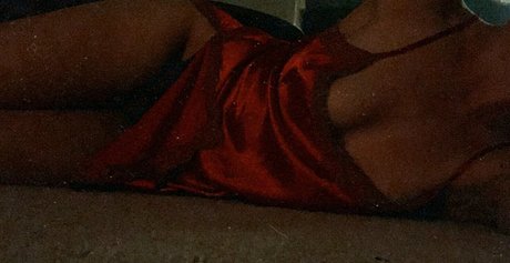 snowbunnymiaa pornstar photo