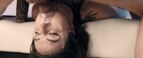 marycream model top picture