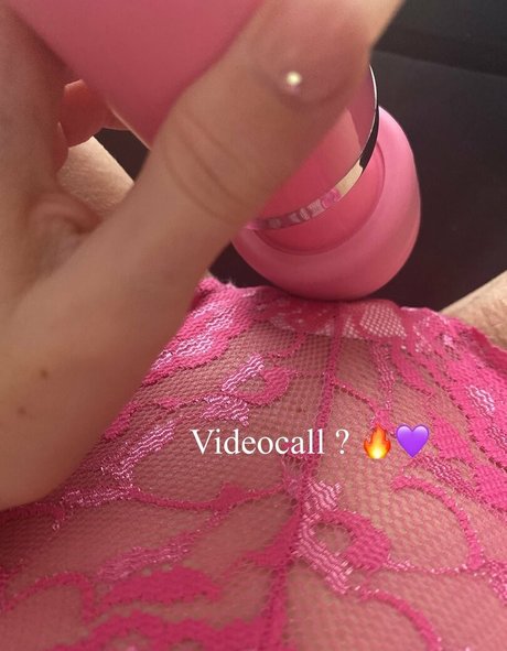 sweet emma00 pornstar nude galleries