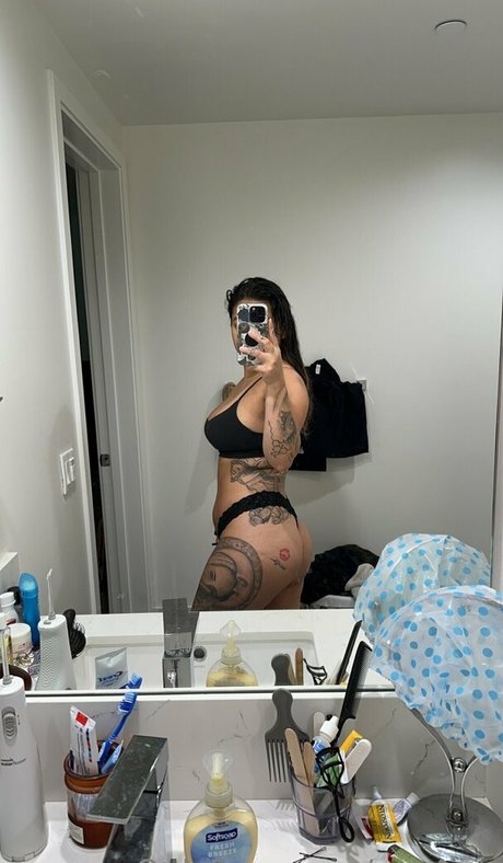 ask4iris free model pics