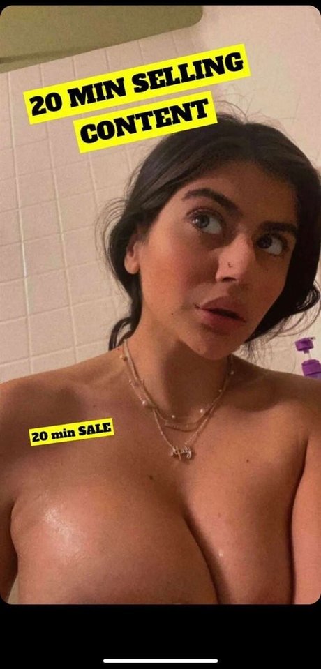 Emiliatorres55 star sexy photo